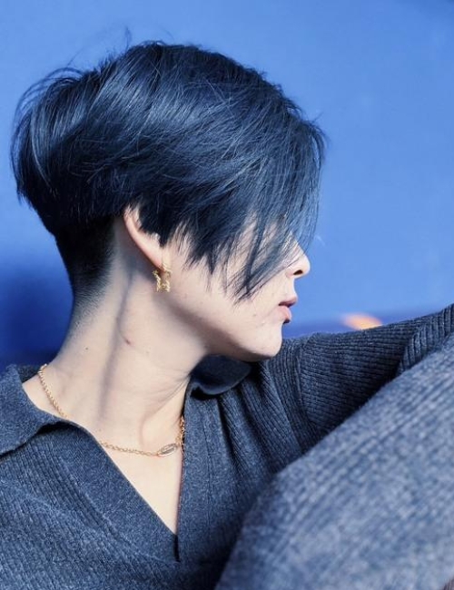 秋冬髮色推薦 午夜藍