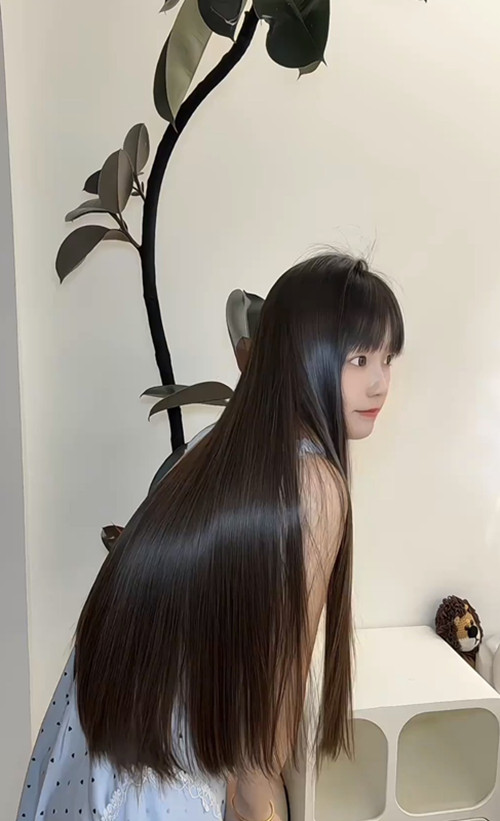 在台中想做專業護髮？一定要試試電話亭Hair Salon！