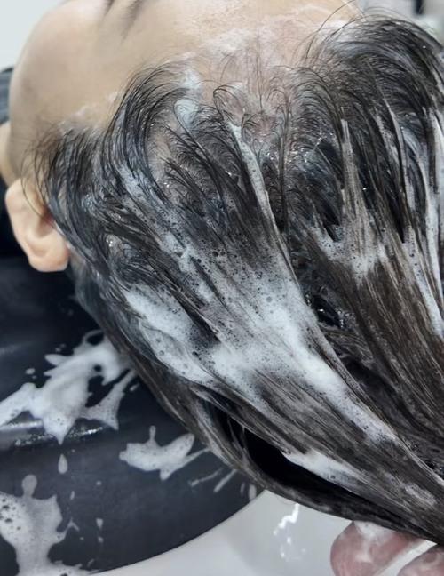 短頭髮髮色洗頭技巧